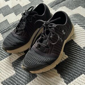 Under Armour SpeedForm Europa Womens size 9 Sneakers Black  1285482-002